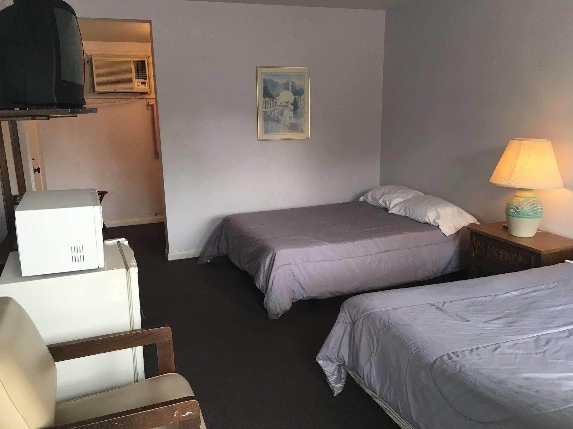 Cedar Inn Сидар-Ки Экстерьер фото