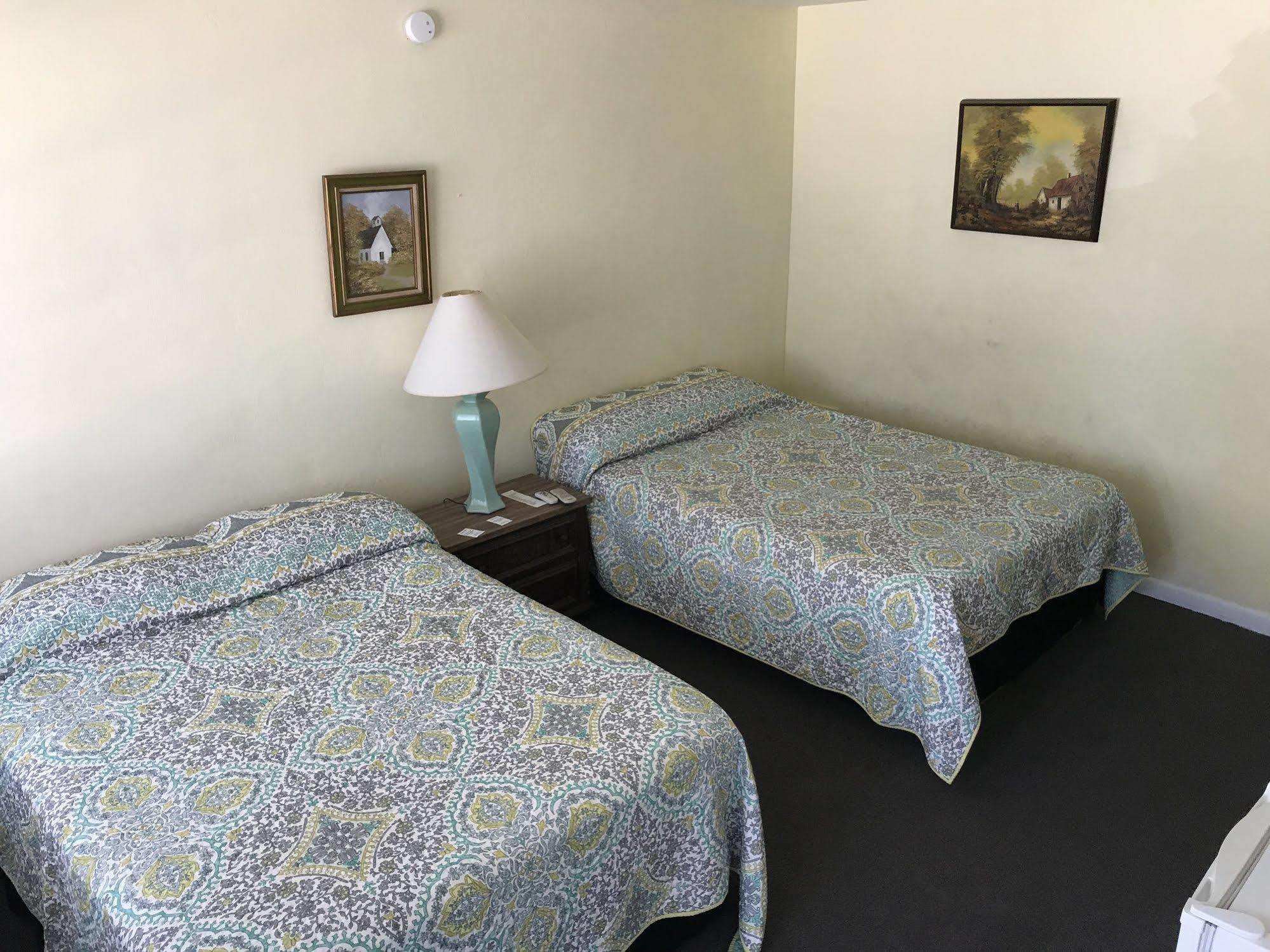 Cedar Inn Сидар-Ки Экстерьер фото